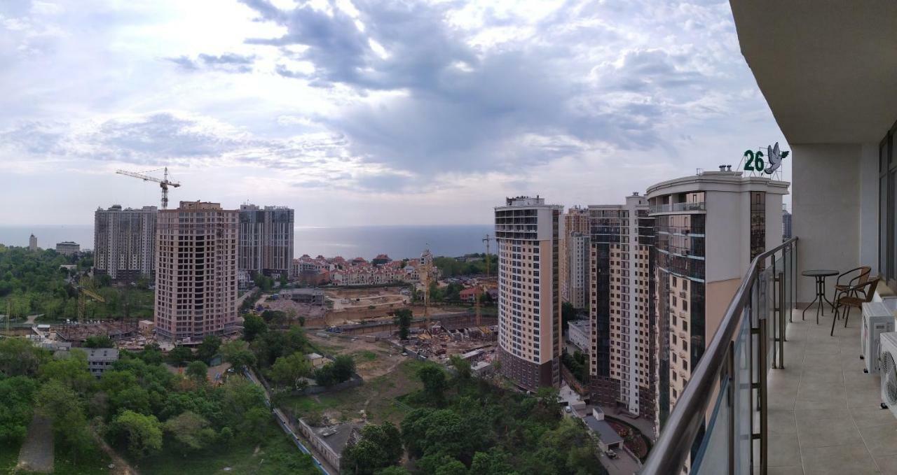 Skyview Apartments Odessa Eksteriør bilde